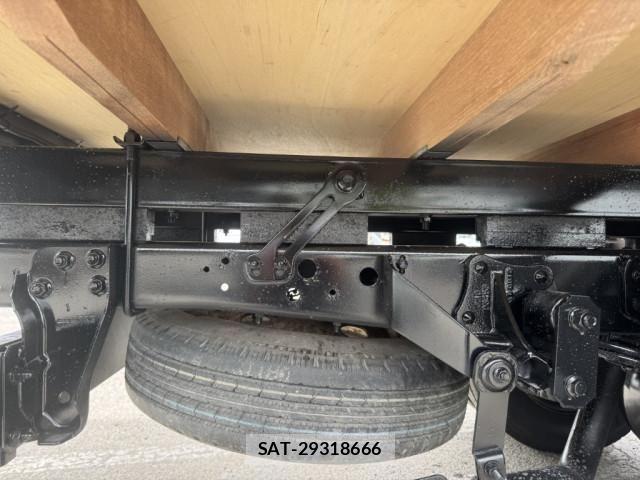 Isuzu ELF TRUCK 2018-10 6611667-24