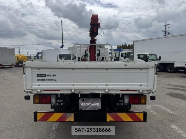 Isuzu ELF TRUCK 2018-10 6611667-7