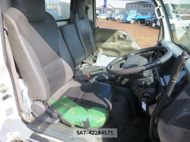 Isuzu ELF TRUCK 2011-09 6611699-11