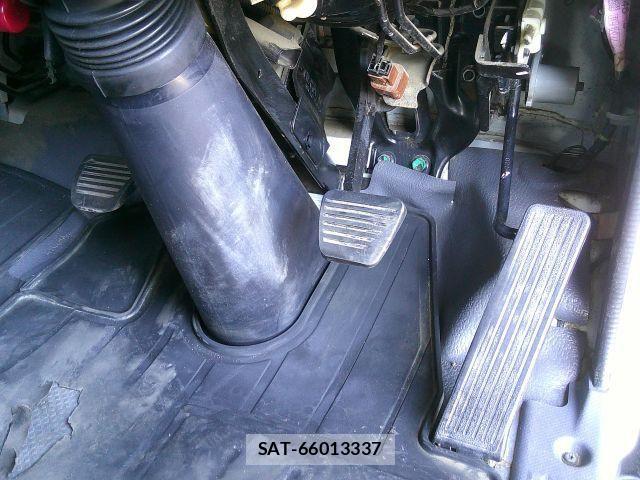 Isuzu ELF TRUCK 2015-11 6611702-24