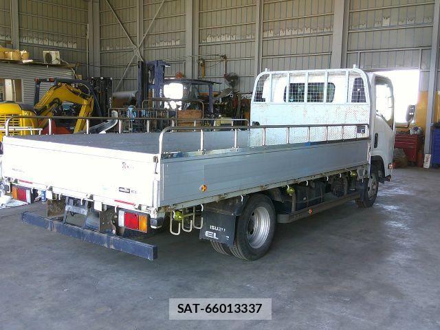 Isuzu ELF TRUCK 2015-11 6611702-2