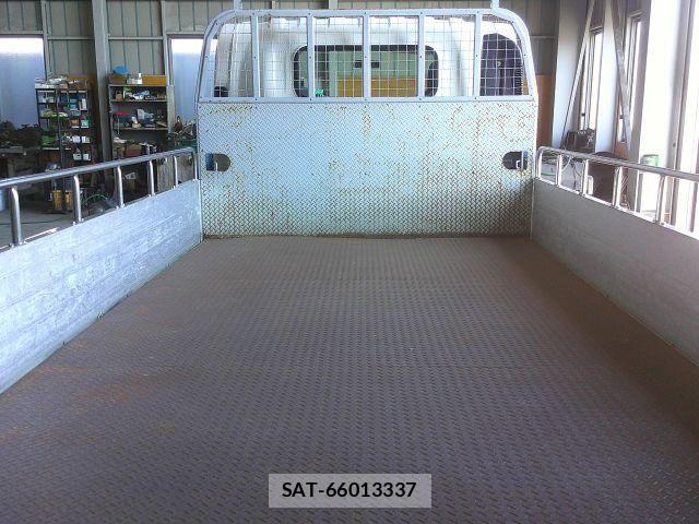 Isuzu ELF TRUCK 2015-11 6611702-6