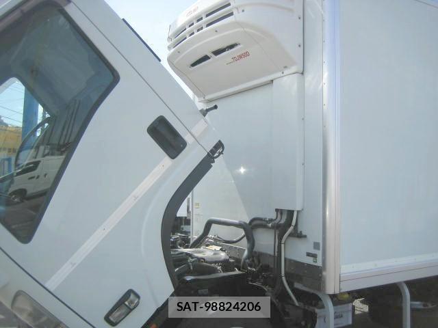 Isuzu ELF TRUCK 2018-04 6611681-22