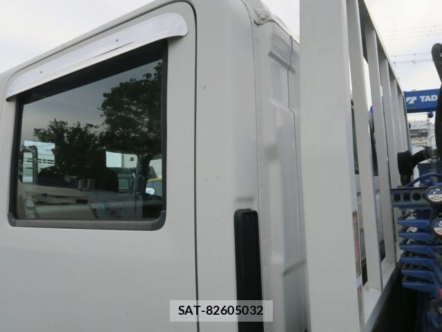 Isuzu ELF TRUCK 2012-10 6611671-17