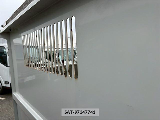 Isuzu ELF TRUCK 2021-02 6611673-9