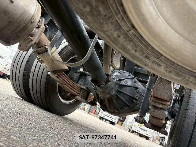 Isuzu ELF TRUCK 2021-02 6611673-22