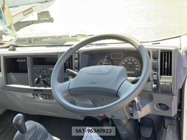 Isuzu ELF TRUCK 2018-12 6611655-20
