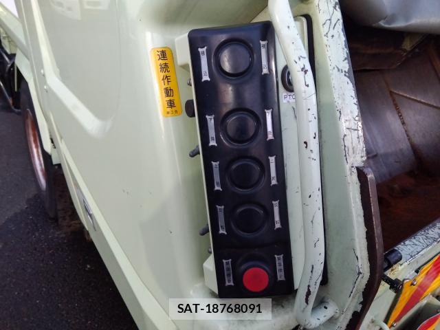 Isuzu ELF TRUCK 2015-03 6611659-3