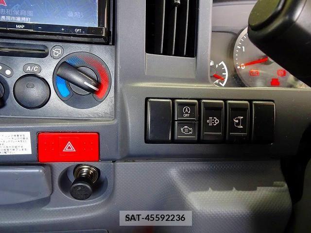 Isuzu ELF TRUCK 2021-02 6641514-10