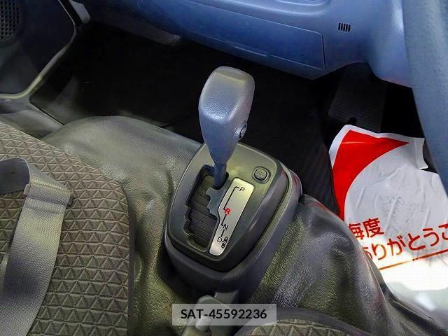 Isuzu ELF TRUCK 2021-02 6641514-15