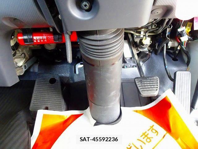 Isuzu ELF TRUCK 2021-02 6641514-16