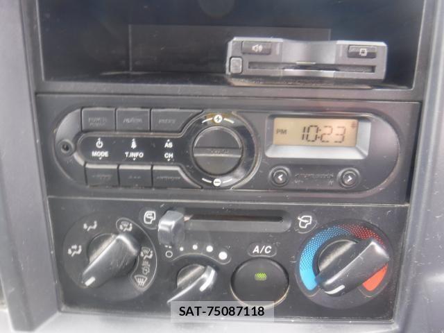 Isuzu ELF TRUCK 2018-12 6641515-24