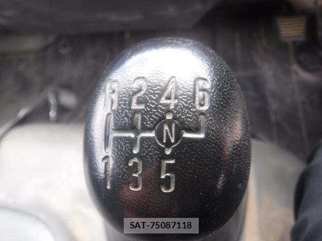 Isuzu ELF TRUCK 2018-12 6641515-26