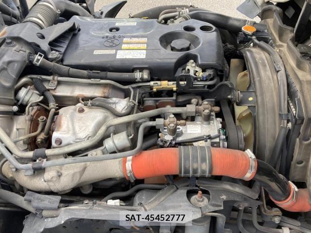Isuzu ELF TRUCK 2016-07 6641521-14