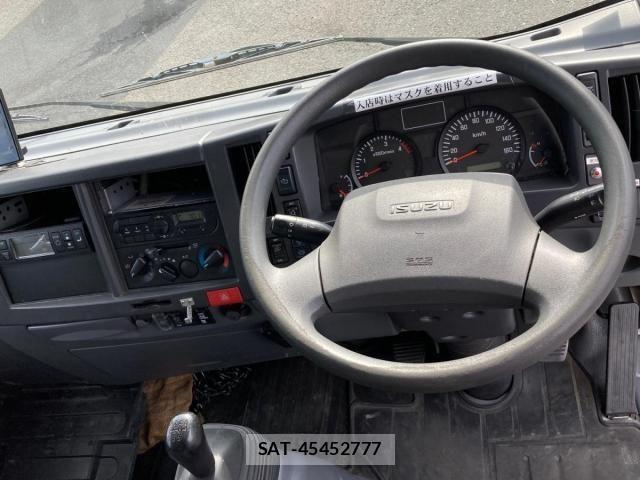 Isuzu ELF TRUCK 2016-07 6641521-17