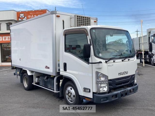 Isuzu ELF TRUCK 2016-07 6641521-1