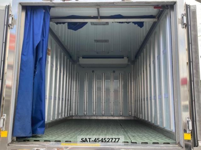 Isuzu ELF TRUCK 2016-07 6641521-7