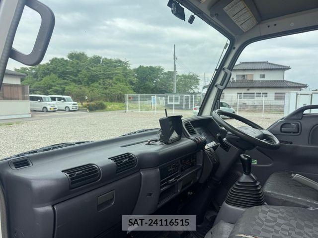 Isuzu ELF TRUCK 2005-02 6671215-11