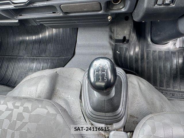 Isuzu ELF TRUCK 2005-02 6671215-7