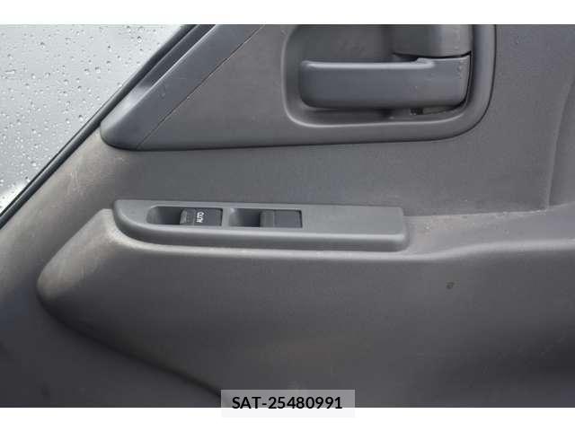 Isuzu ELF TRUCK 2015-09 6671212-9