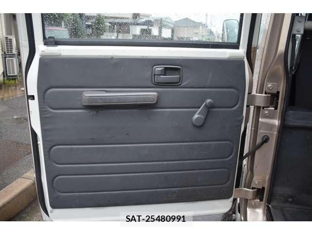 Isuzu ELF TRUCK 2015-09 6671212-14