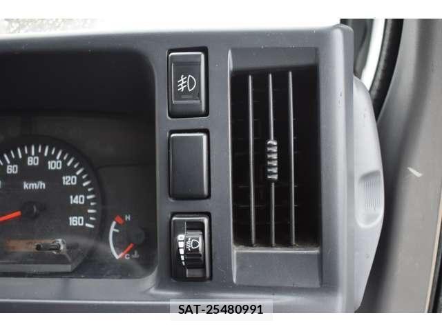 Isuzu ELF TRUCK 2015-09 6671212-16