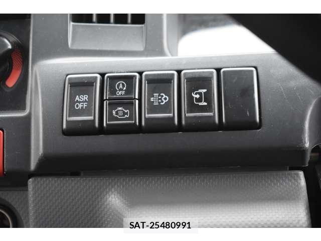 Isuzu ELF TRUCK 2015-09 6671212-18