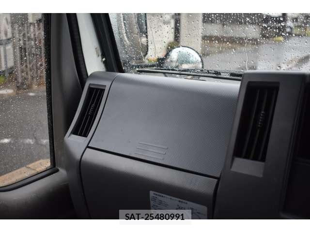 Isuzu ELF TRUCK 2015-09 6671212-29