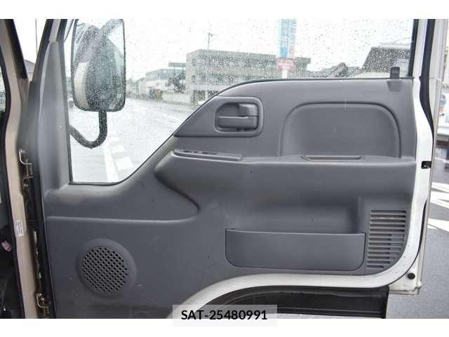 Isuzu ELF TRUCK 2015-09 6671212-8