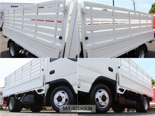 Isuzu ELF TRUCK 2013-02 6671213-12