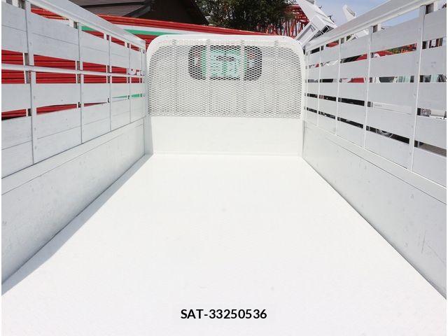 Isuzu ELF TRUCK 2013-02 6671213-20