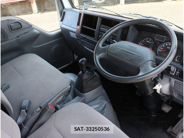 Isuzu ELF TRUCK 2013-02 6671213-2