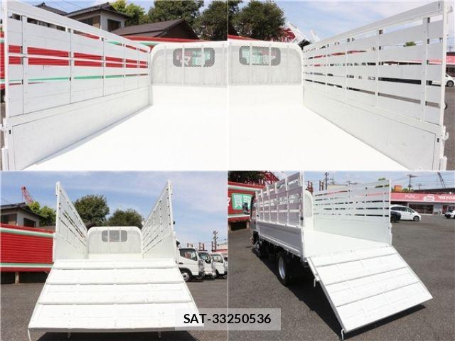 Isuzu ELF TRUCK 2013-02 6671213-5
