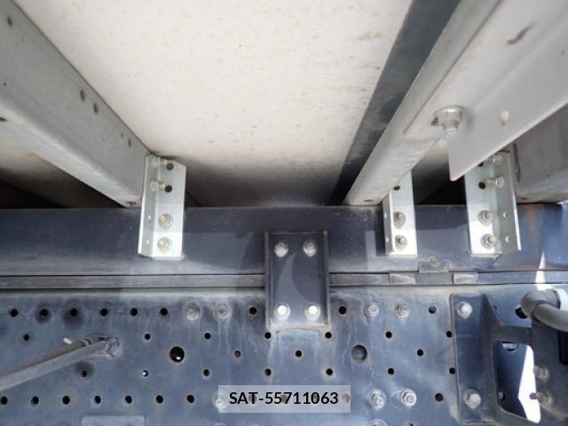 Isuzu ELF TRUCK 2018-02 6675834-23