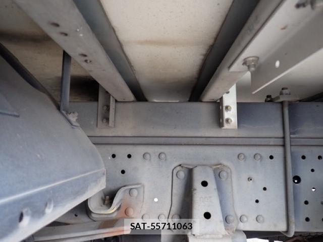 Isuzu ELF TRUCK 2018-02 6675834-24