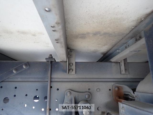Isuzu ELF TRUCK 2018-02 6675834-25