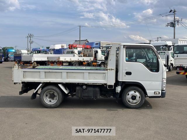 Isuzu ELF TRUCK 2018-03 6675828-7