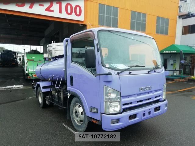 Isuzu ELF TRUCK 2013-03 6675814-2