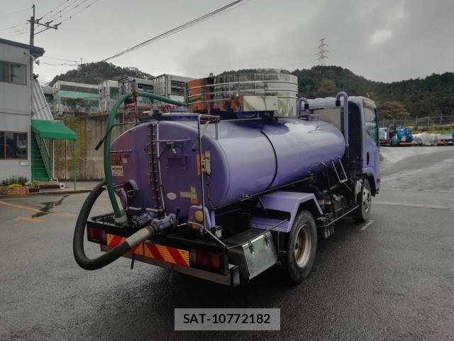 Isuzu ELF TRUCK 2013-03 6675814-4