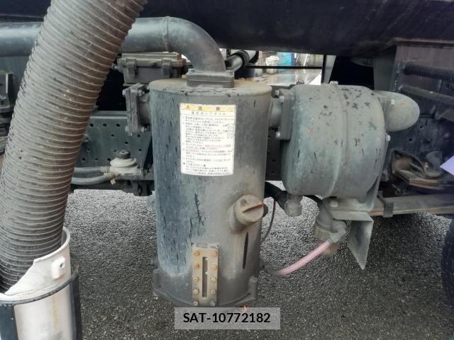 Isuzu ELF TRUCK 2013-03 6675814-8