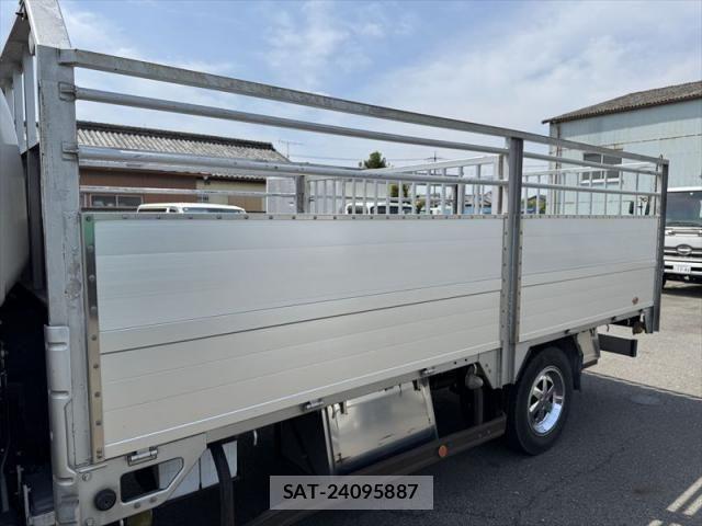 Isuzu ELF TRUCK 2008-03 6675838-19