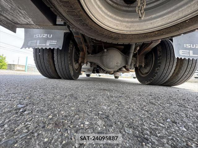 Isuzu ELF TRUCK 2008-03 6675838-25