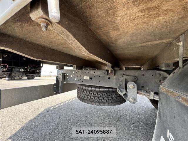 Isuzu ELF TRUCK 2008-03 6675838-26