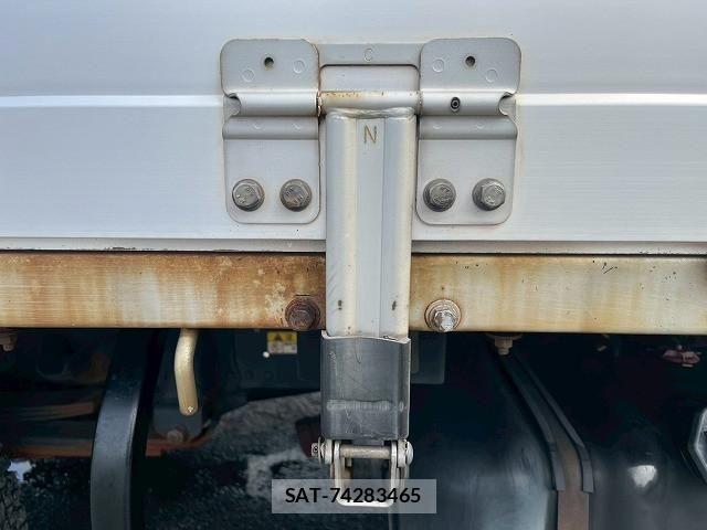 Isuzu ELF TRUCK 2012-03 6675840-14