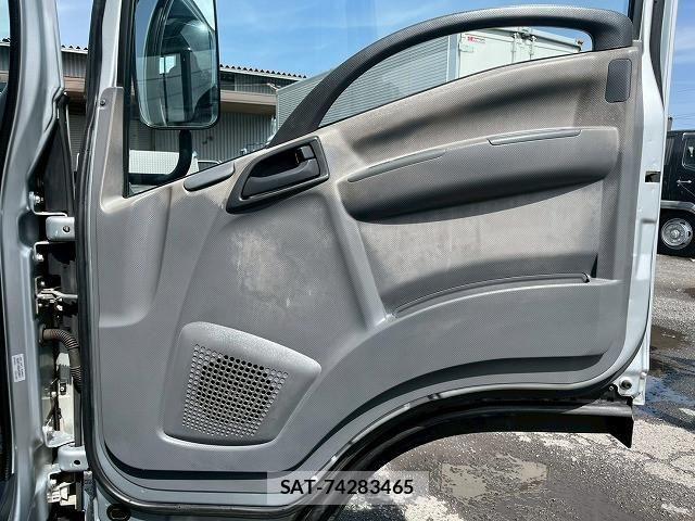 Isuzu ELF TRUCK 2012-03 6675840-16