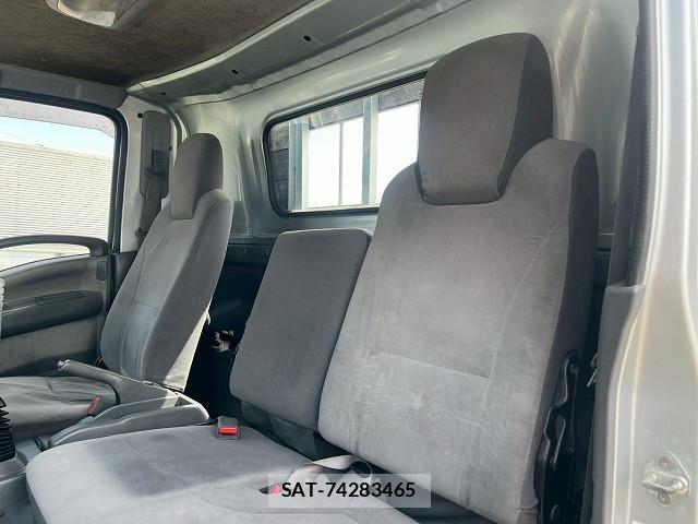 Isuzu ELF TRUCK 2012-03 6675840-21