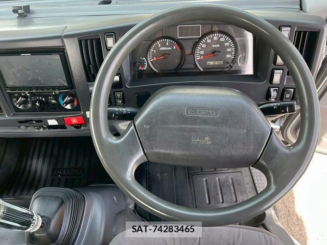 Isuzu ELF TRUCK 2012-03 6675840-24