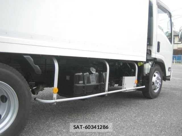 Isuzu ELF TRUCK 2018-12 6675821-17