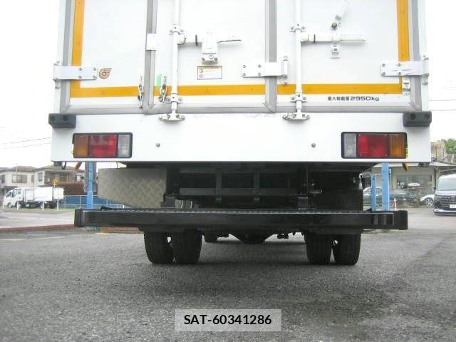 Isuzu ELF TRUCK 2018-12 6675821-19