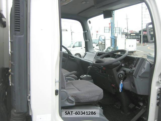 Isuzu ELF TRUCK 2018-12 6675821-25